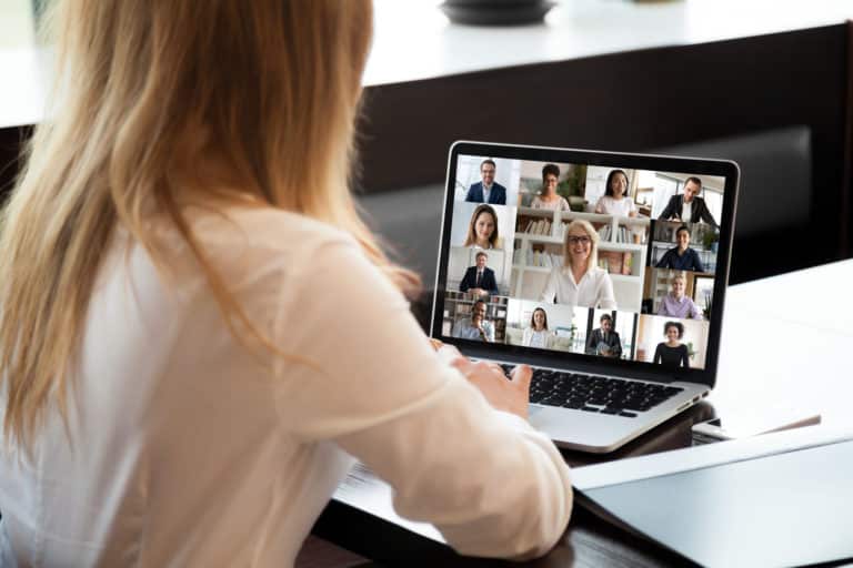 View,Over,Businesswoman,Shoulder,Sit,At,Workplace,Desk,Looks,At