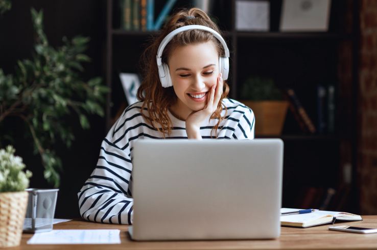 beyond-the-lms-building-community-and-connection-in-higher-ed-blog-thumbnail